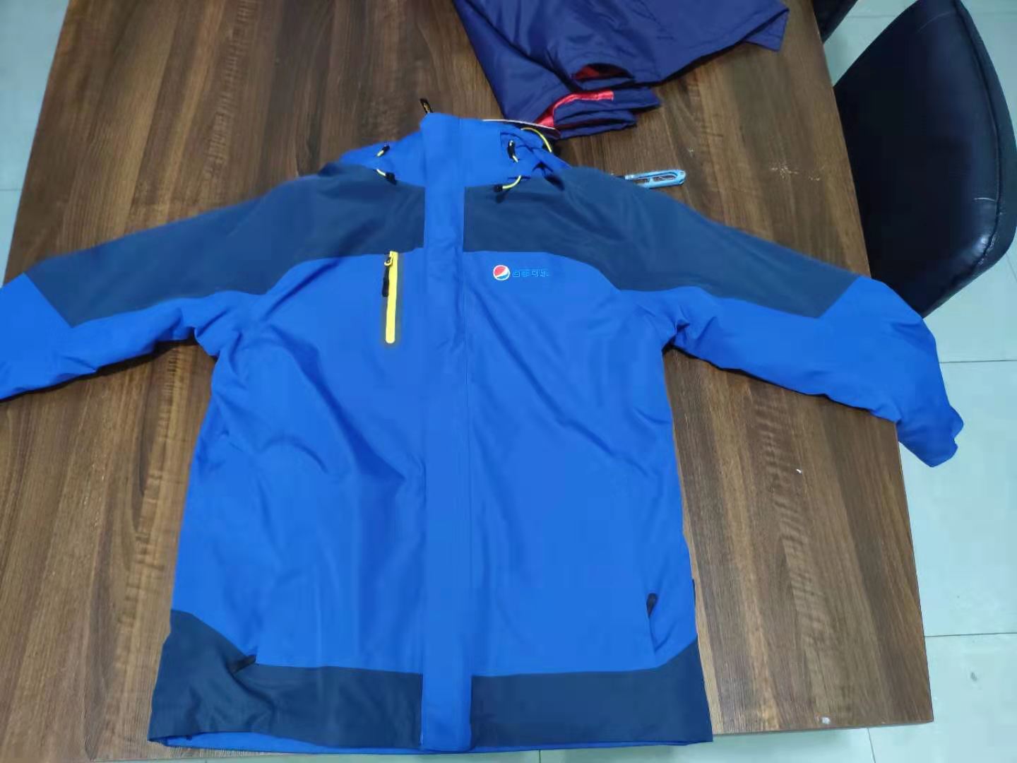 百事可乐冲锋衣定做